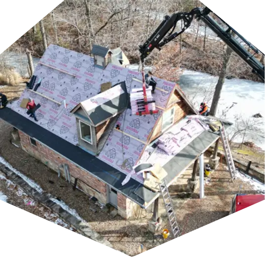 Roof replacement company at work in Missouri